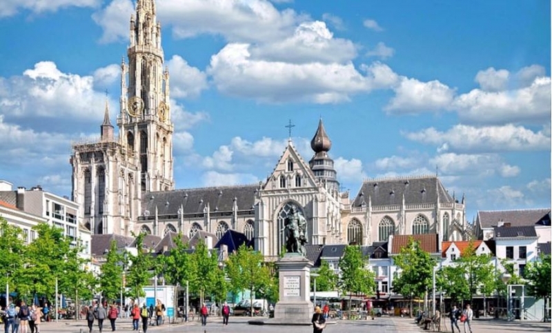 �������������� ��������� ����� ���������������������� � Iqvel